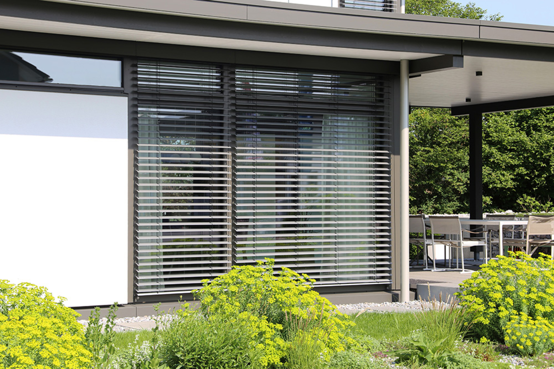 Rollladen&shy;steuerung bei Elektro Kümmerling & Kirst GmbH in Geratal