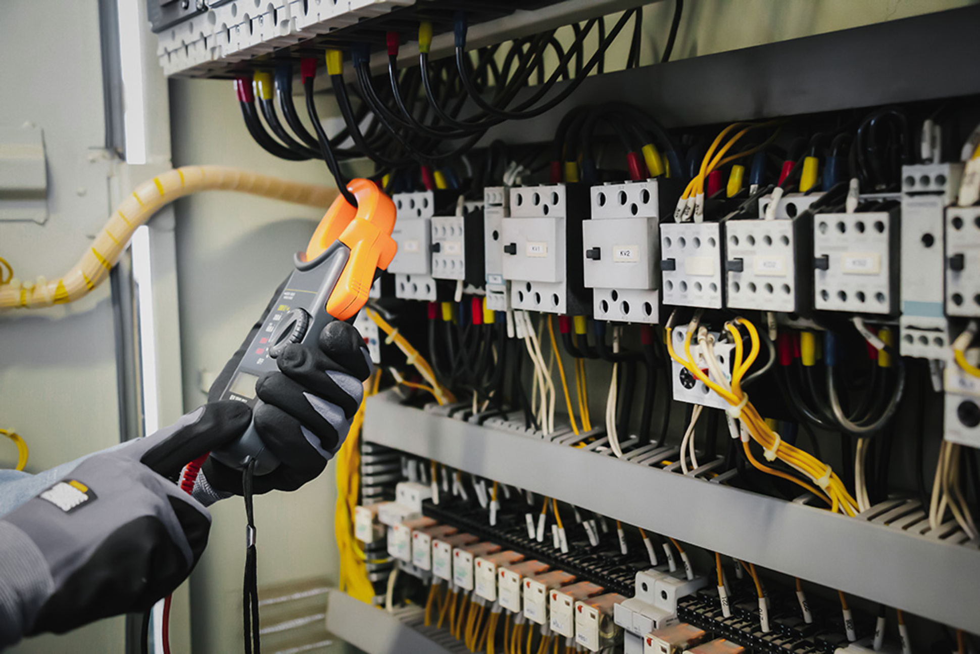 DGUV Vorschrift 3-Check bei Elektro Kümmerling & Kirst GmbH in Geratal
