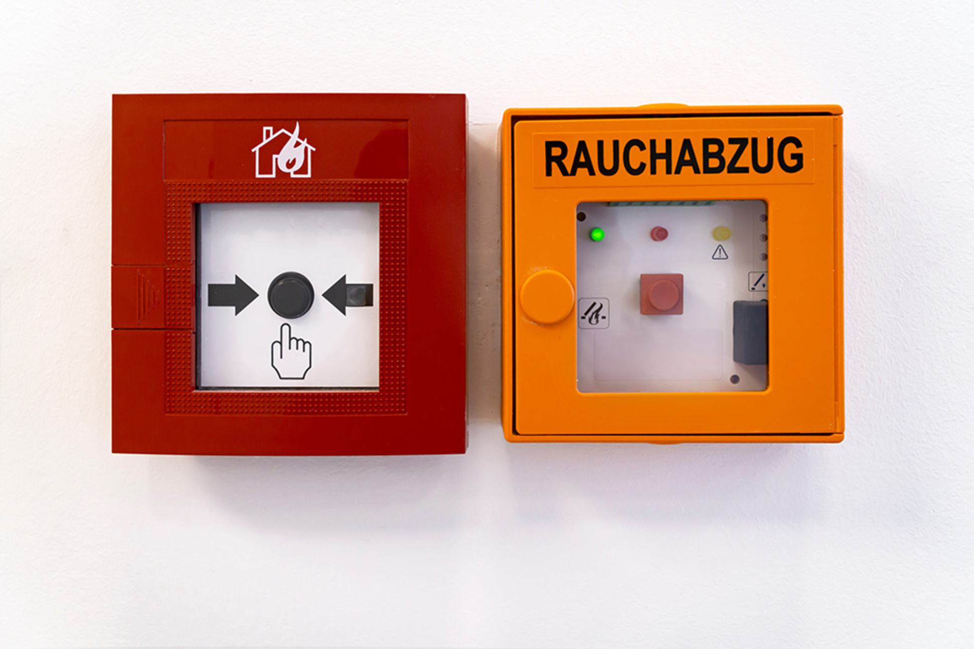 Rauchwärme&shy;abzug bei Elektro Kümmerling & Kirst GmbH in Geratal